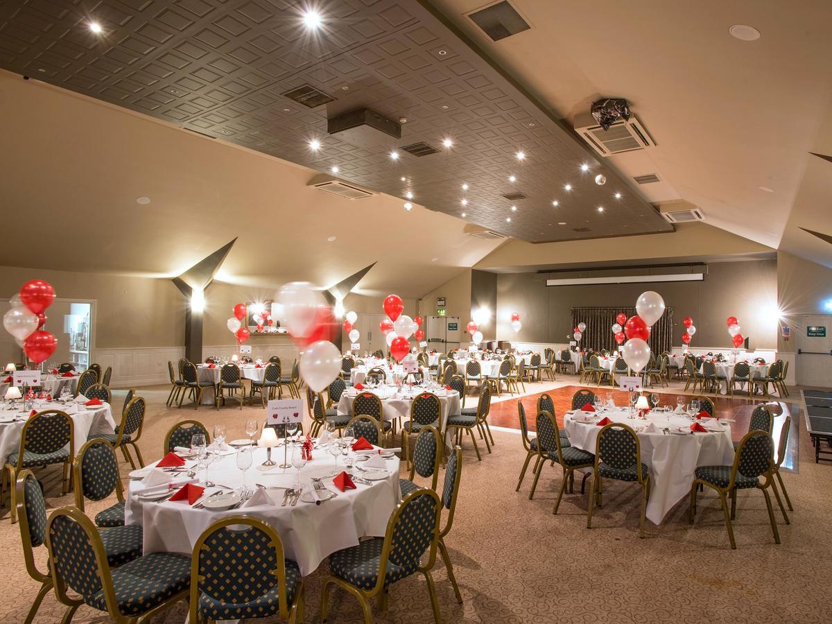 Great National Commons Inn Hotel Cork Esterno foto